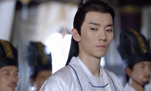 Три жизни, три мира: Личный дневник 10 серия