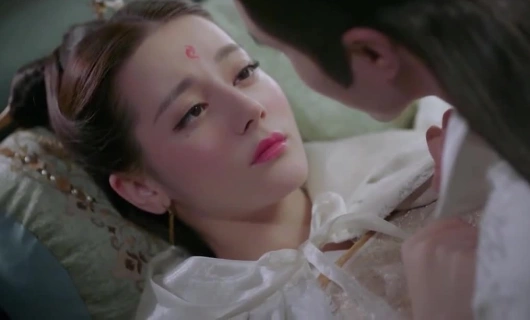 Три жизни, три мира: Личный дневник 18 серия