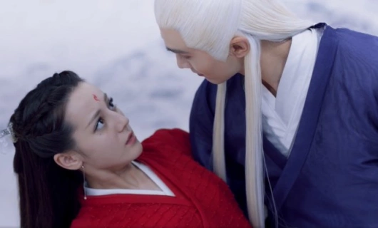 Три жизни, три мира: Личный дневник 32 серия