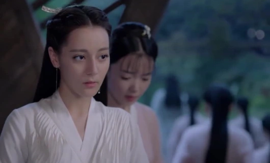 Три жизни, три мира: Личный дневник 44 серия