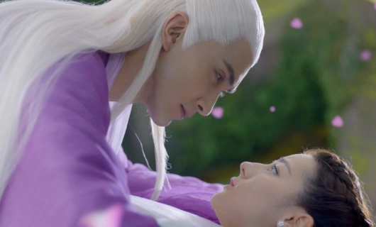 Три жизни, три мира: Личный дневник 54 серия