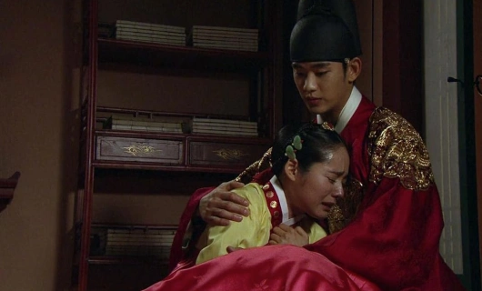 Солнце в объятиях Луны 17 серия