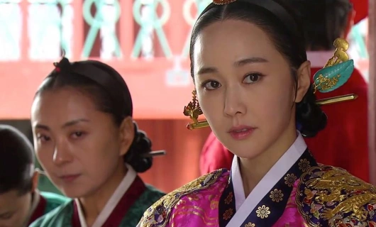 Солнце в объятиях Луны 18 серия