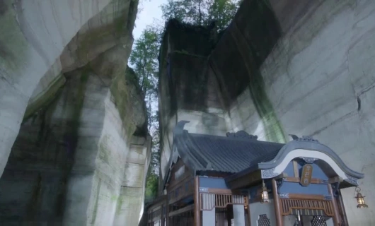 Весенний цветок, осенняя луна 1 серия