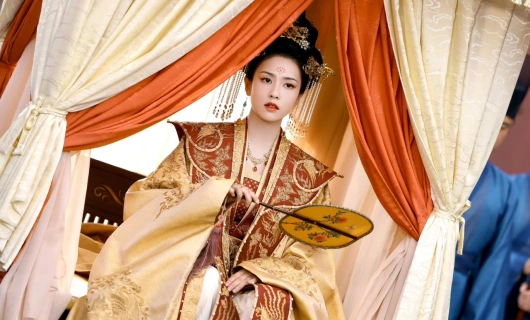 История дворца Куньнин 10 серия