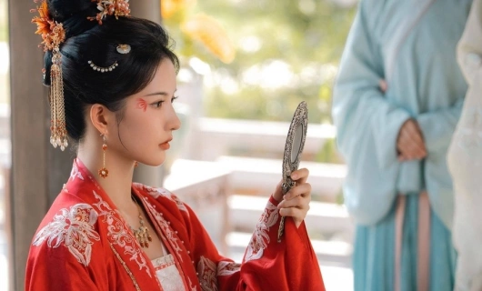 История дворца Куньнин 3 серия