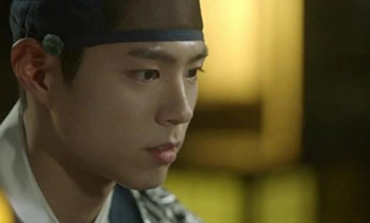 Любовь в лунном свете / Свет луны, очерченный облаком 1 серия