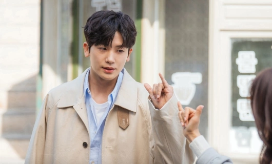 Доктор в кризисе 3 серия «Давай будем друзьями, а не одноклассниками!»