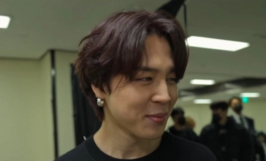 BTS Monuments: Beyond the Star 6 серия