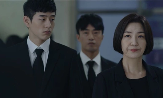 Териус позади меня 2 серия