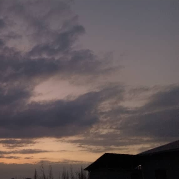 Знает человека очень похожего на Тарна