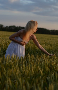 Юлия Фиалка